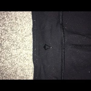 Ivivva black leggings